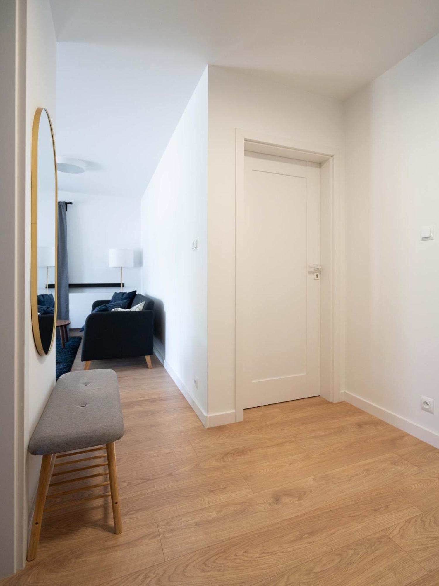 Aparthotel Weissa 7 Krakow Luaran gambar