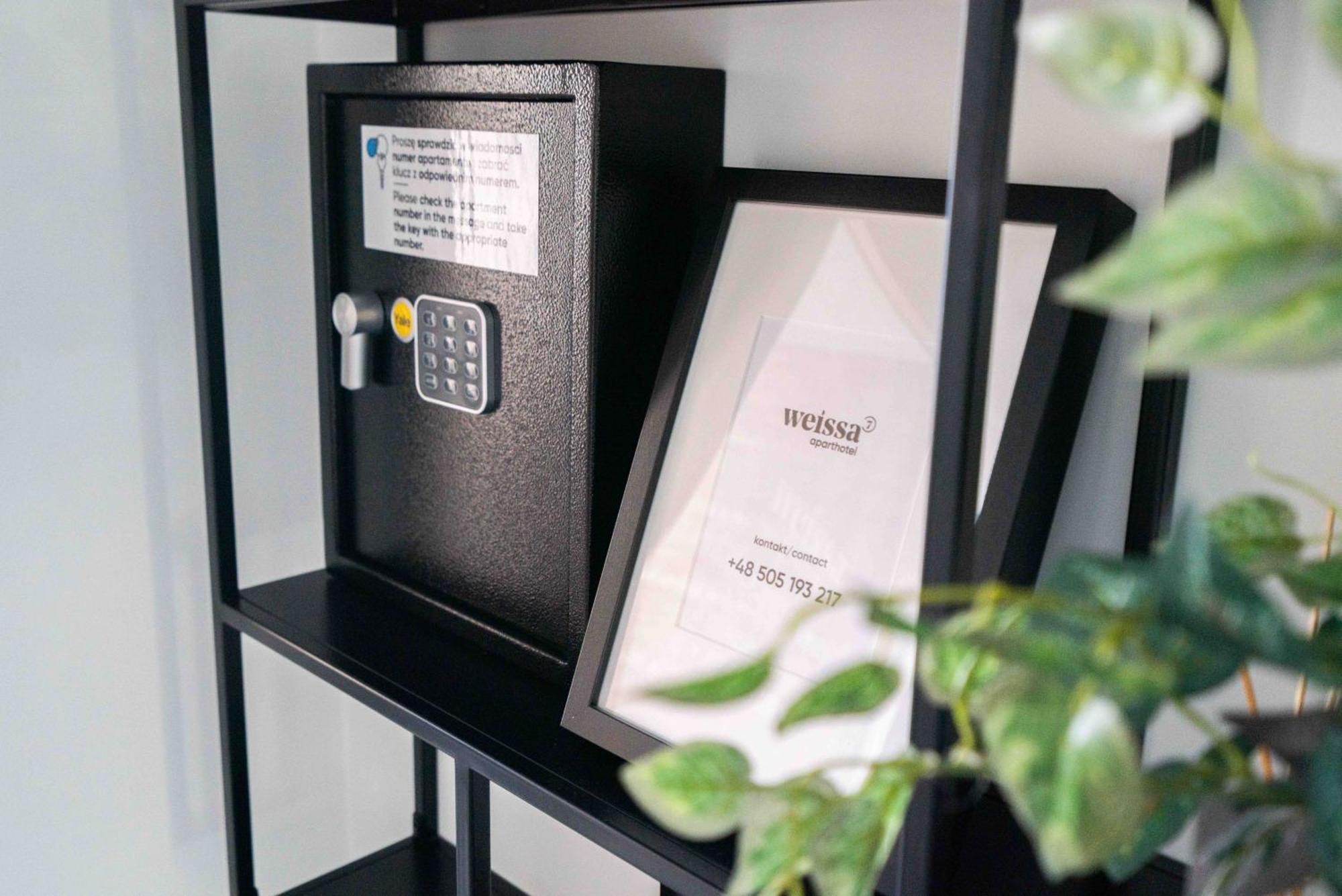 Aparthotel Weissa 7 Krakow Luaran gambar